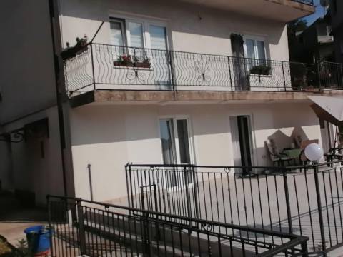 Дома Trinajstići, Kastav, 180m2