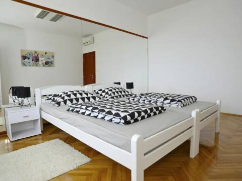 Помещения для работы Opatija, 125m2