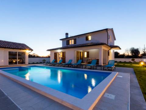 Ferienobjekte Šišan, Ližnjan, 111m2