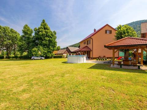 Ferienobjekte Jasenak, Ogulin, 320m2