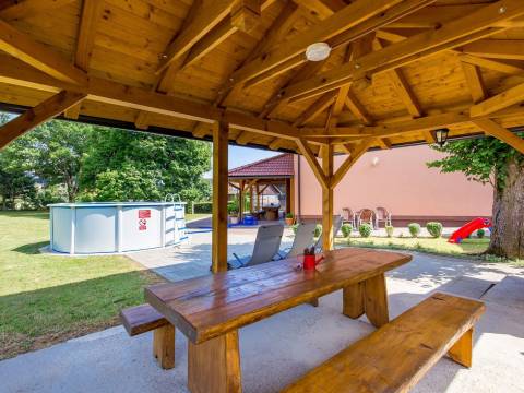 Ferienobjekte Jasenak, Ogulin, 320m2