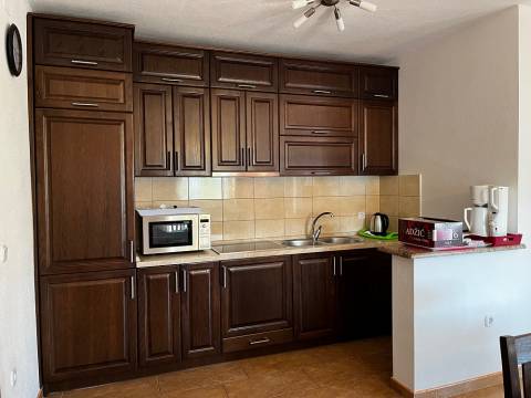 Vir/Dalmatien, Haus mit 4 Apartments 250m zum Meer