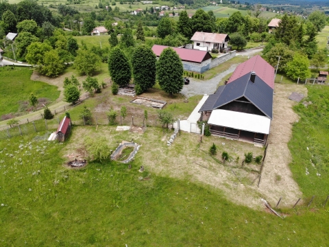 Häuser Brajdić Selo, Rakovica, 1.400m2