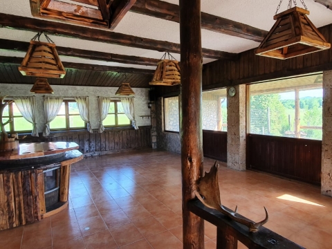 Häuser Brajdić Selo, Rakovica, 1.400m2