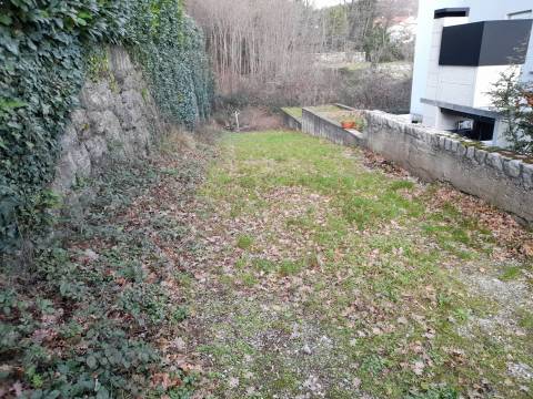 Matulji-Mihotići građevinsko zemljište 1248 m2 s projektom