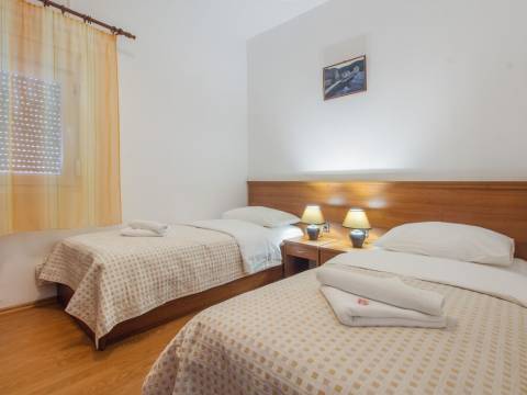 Пансионы,гостинницы,отели Tisno, 368m2