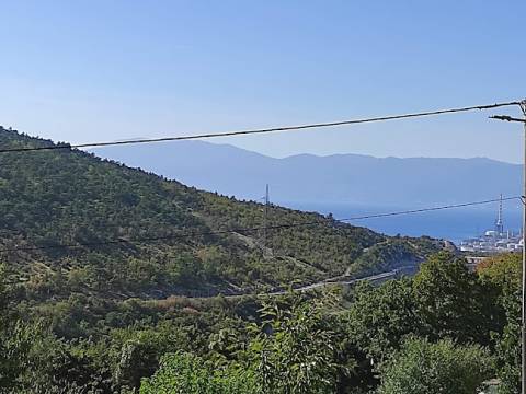 Križišće, građevinski teren sa pogledom