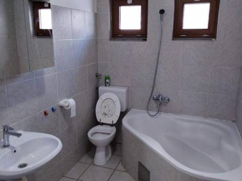 Ugostiteljsko-stambeno imanje uz potok i stari mlin