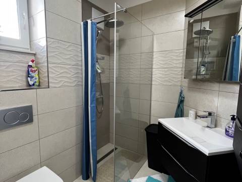 Vir, luksuzna kuća s pogledom na more i krovnom terasom