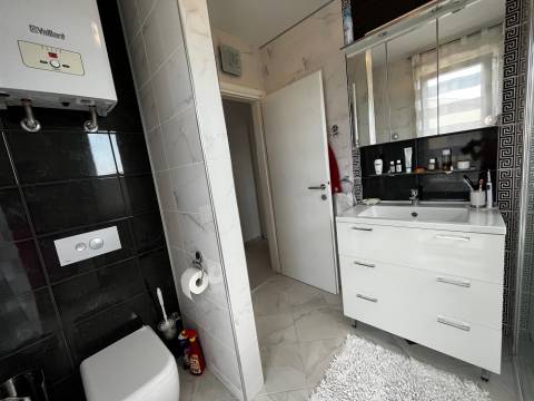 Pula, moderan stan na 2 etaže sa velikom terasom mydalmacia.de