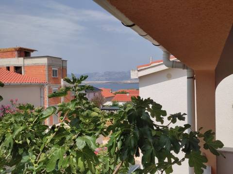 Otok Vir, samostajeća kuća s garažom