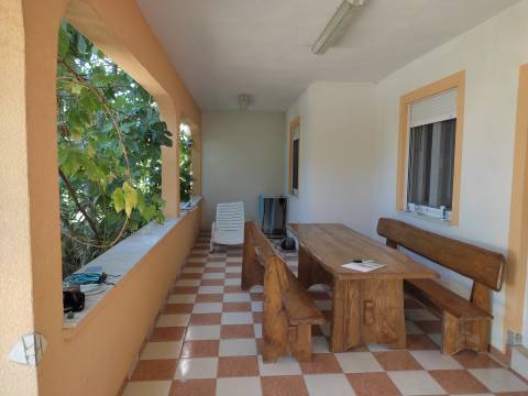 Otok Vir, samostajeća kuća s garažom