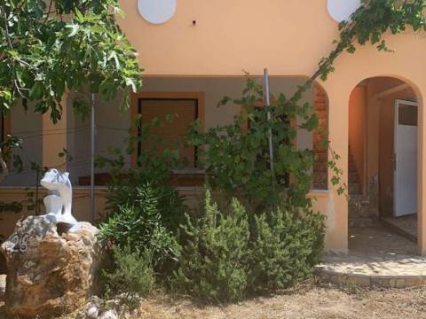 Otok Vir, samostajeća kuća s garažom