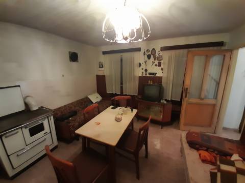Prilika!!! Opatija-Poljane kuća 73 m2 i okućnica 1200 m2