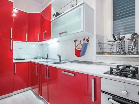 Opatija, u centru, etaža od 97 m2 na 1 katu, 2 balkona