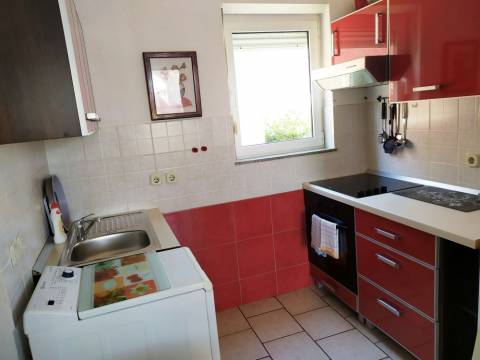 Vir, kuća sa 4 apartmana s pogledom na more