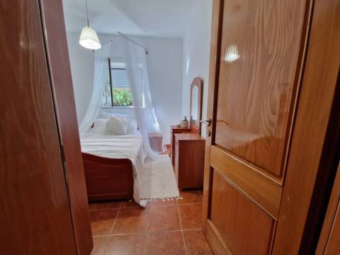 Vir, kuća sa 4 apartmana s pogledom na more