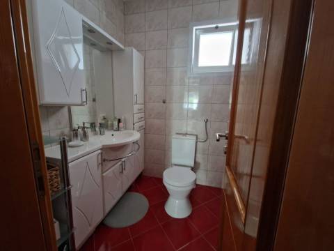 Vir, kuća sa 4 apartmana s pogledom na more
