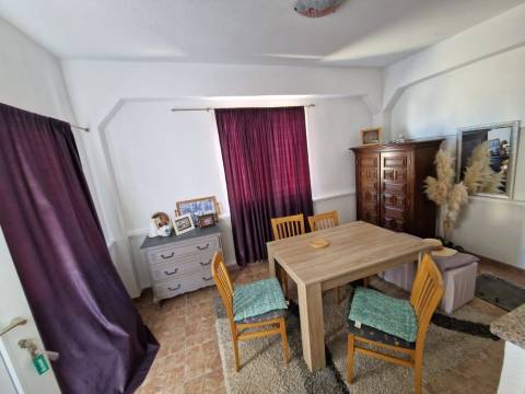 Vir, kuća sa 4 apartmana s pogledom na more