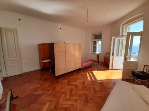 Opatija 1. red do mora dvoetažni stan 114.55 m2