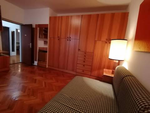Kastav-Trinajstići samostojeća kuća 280 m2 i okućnica 1212 m2