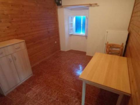 Brseč- PRILIKA- apartmančić s terasom samo 900m od mora s dva parkirna mjesta