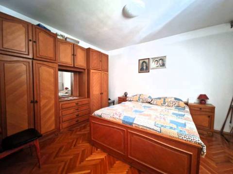 Vir, prizemnica prvi red do mora