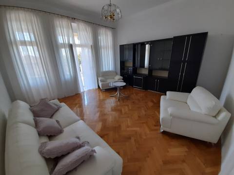 Volosko drugi red od mora stan 2S+DB, 1.kat, 115 m2