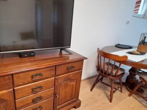 Mučići - stan na 1. katu od 80 m2 za dugoročni najam