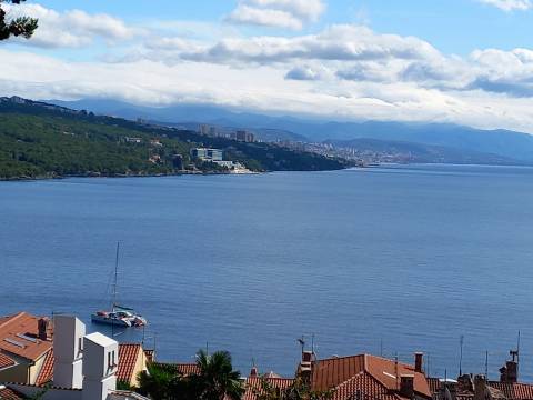 Opatija, Volosko - stan 2S+DB