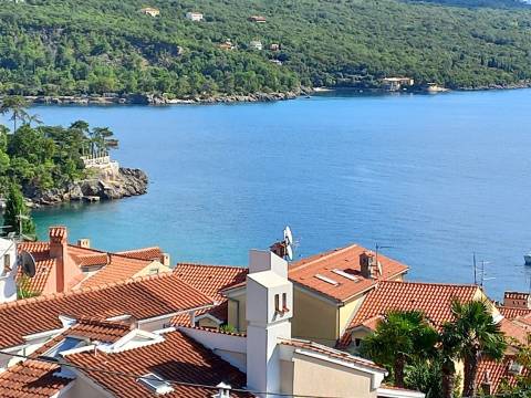 Opatija, Volosko - stan 2S+DB
