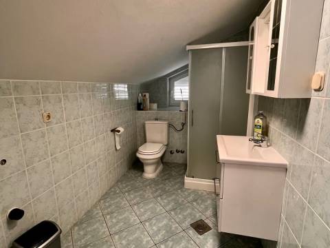Vir, kuća 5 apartmana 100m do plaže-južna strana https://mydalmacia.de/