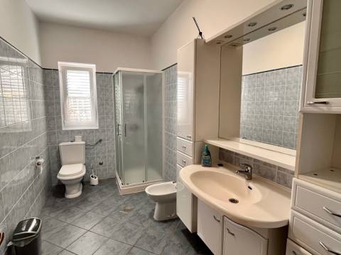 Vir, kuća 5 apartmana 100m do plaže-južna strana https://mydalmacia.de/