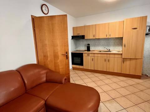Vir, kuća 5 apartmana 100m do plaže-južna strana https://mydalmacia.de/