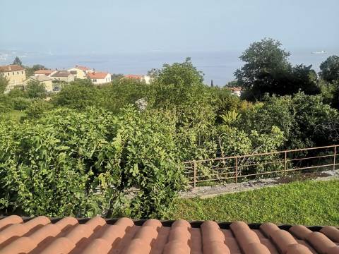 Pobri: stan - apartman od 30 m2 s terasom i pogledom na more
