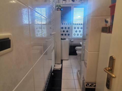 Stan u Vili do mora na prvom katu, centar Opatije,2  parkirna mjesta