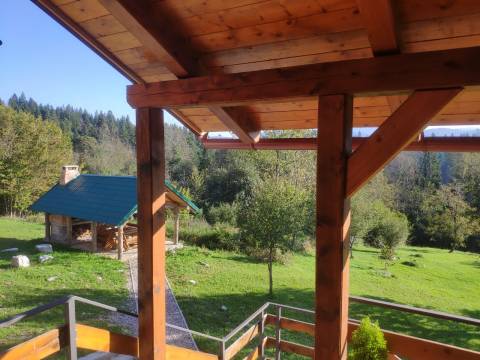 Gorski Kotar: novoadaptirana kamena kuća, sa zemljištem od 6.840 m2