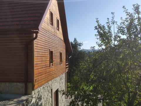Gorski Kotar: novoadaptirana kamena kuća, sa zemljištem od 6.840 m2