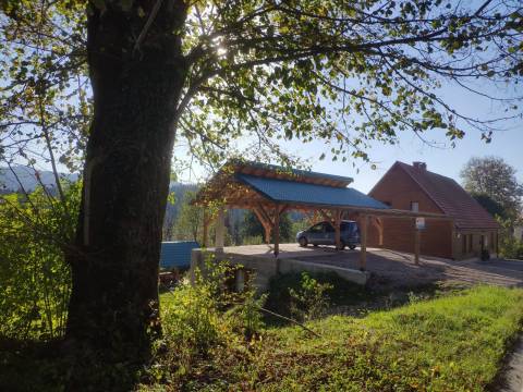 Gorski Kotar: novoadaptirana kamena kuća, sa zemljištem od 6.840 m2