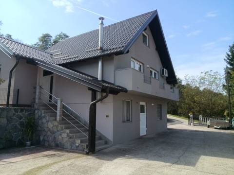 Houses Gornje Makojišće, Novi Marof, 450m2