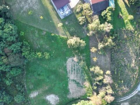 Novi Marof okolica veliko  imanje  s 2 kuće i ribnjakom