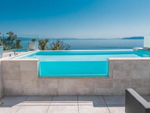 Opatija-Pobri luksuzna villa s bazenom 210 m2