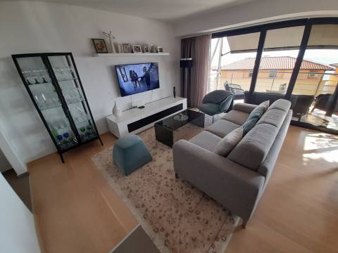 Opatija blizina centra stan 2S+DB, 1.kat, 84 m2