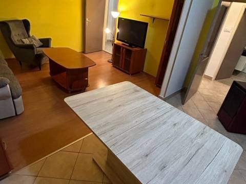 Drenova, novoadaptirani stan za 6 osoba, pogled na more, parking