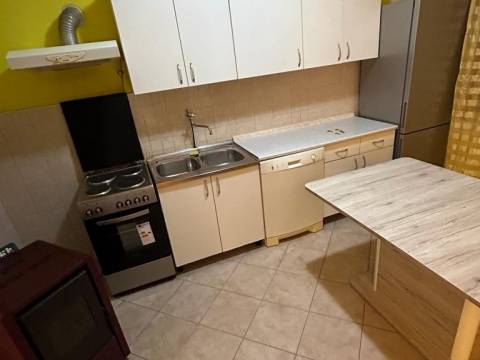 Drenova, novoadaptirani stan za 6 osoba, pogled na more, parking