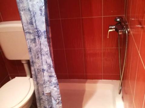 Vir, prekrasna kuća sa 4 apartmana na 150m od mora