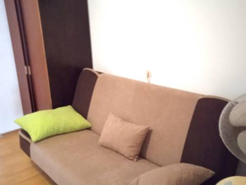 Vir, prekrasna kuća sa 4 apartmana na 150m od mora