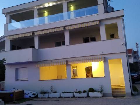 Vir/Dalmatien, Wohnung 1. Reihe zum Meer TOP-LAGE