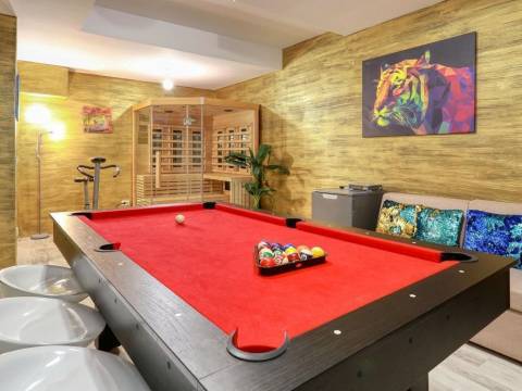 Zaton, Villa mit Swimmingpool