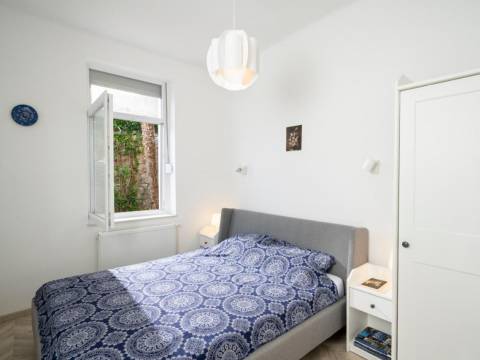 Opatija blizina centra stan prizemlje 2S+DB, 55 m2